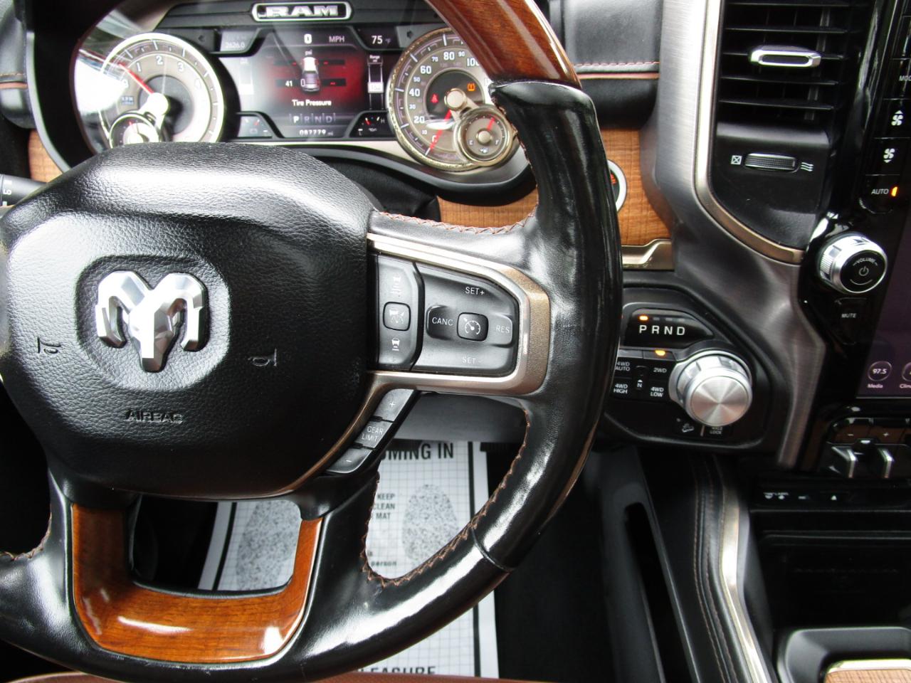 RAM 1500 Longhorn 4x4 Crew Cab 5'7" Box 2019