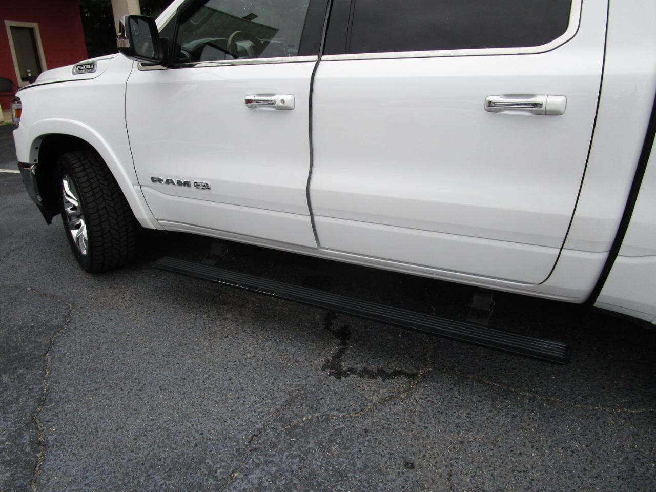 RAM 1500 Longhorn 4x4 Crew Cab 5'7" Box 2019