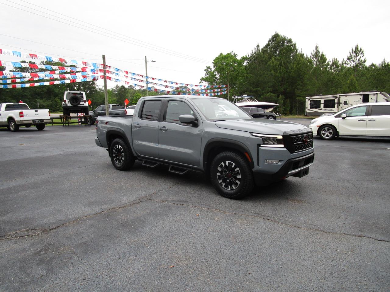 Nissan Frontier Crew Cab 4x2 PRO-X Auto 2023