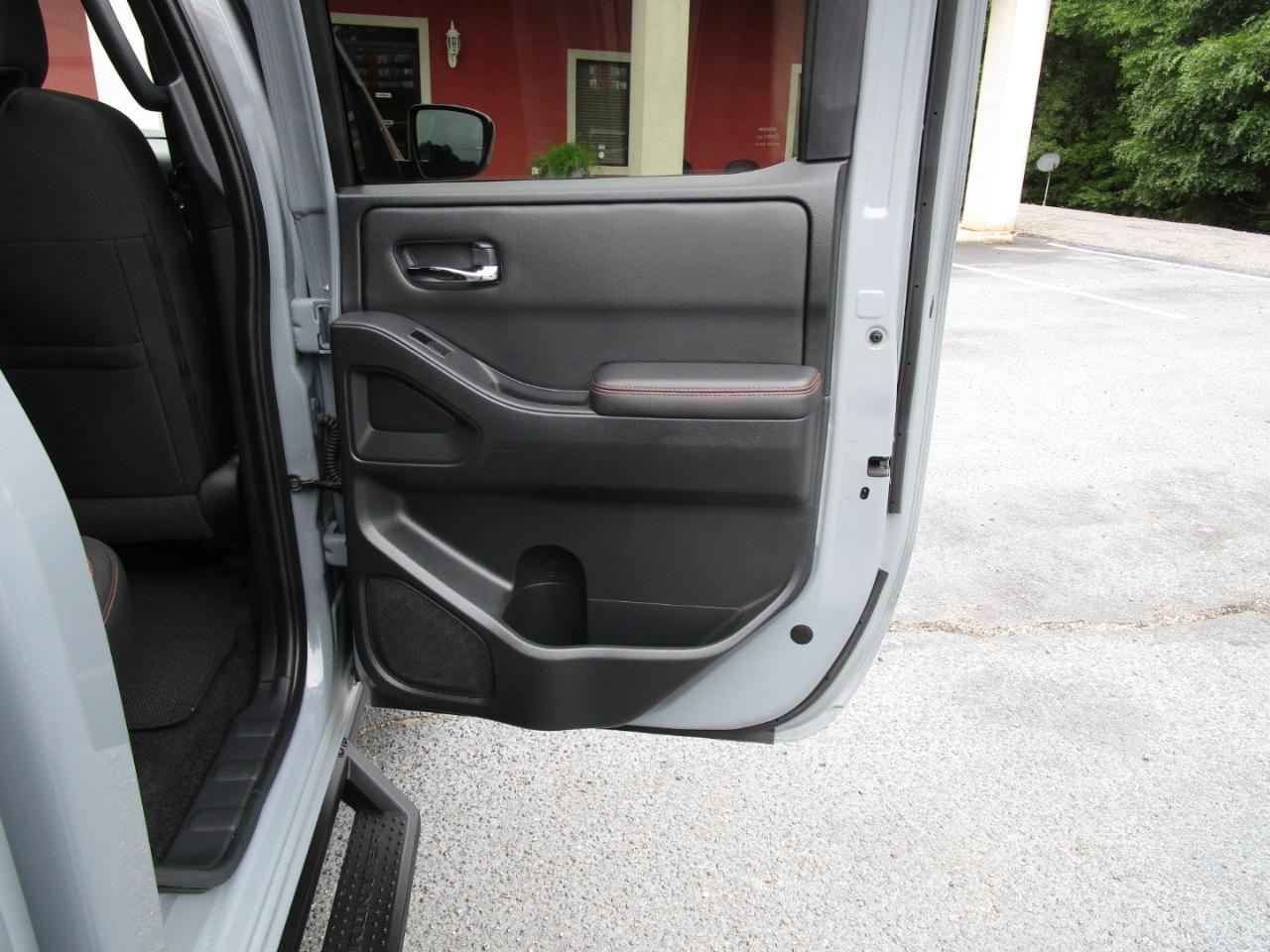 Nissan Frontier Crew Cab 4x2 PRO-X Auto 2023