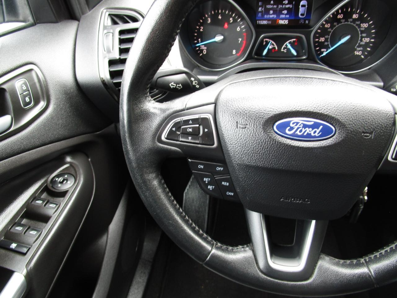 Ford Escape SEL 4WD 2018