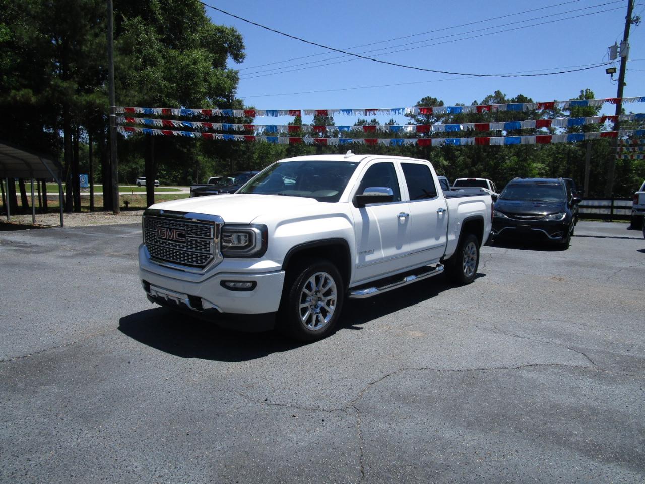 GMC Sierra 1500 4WD Crew Cab 143.5" Denali 2016