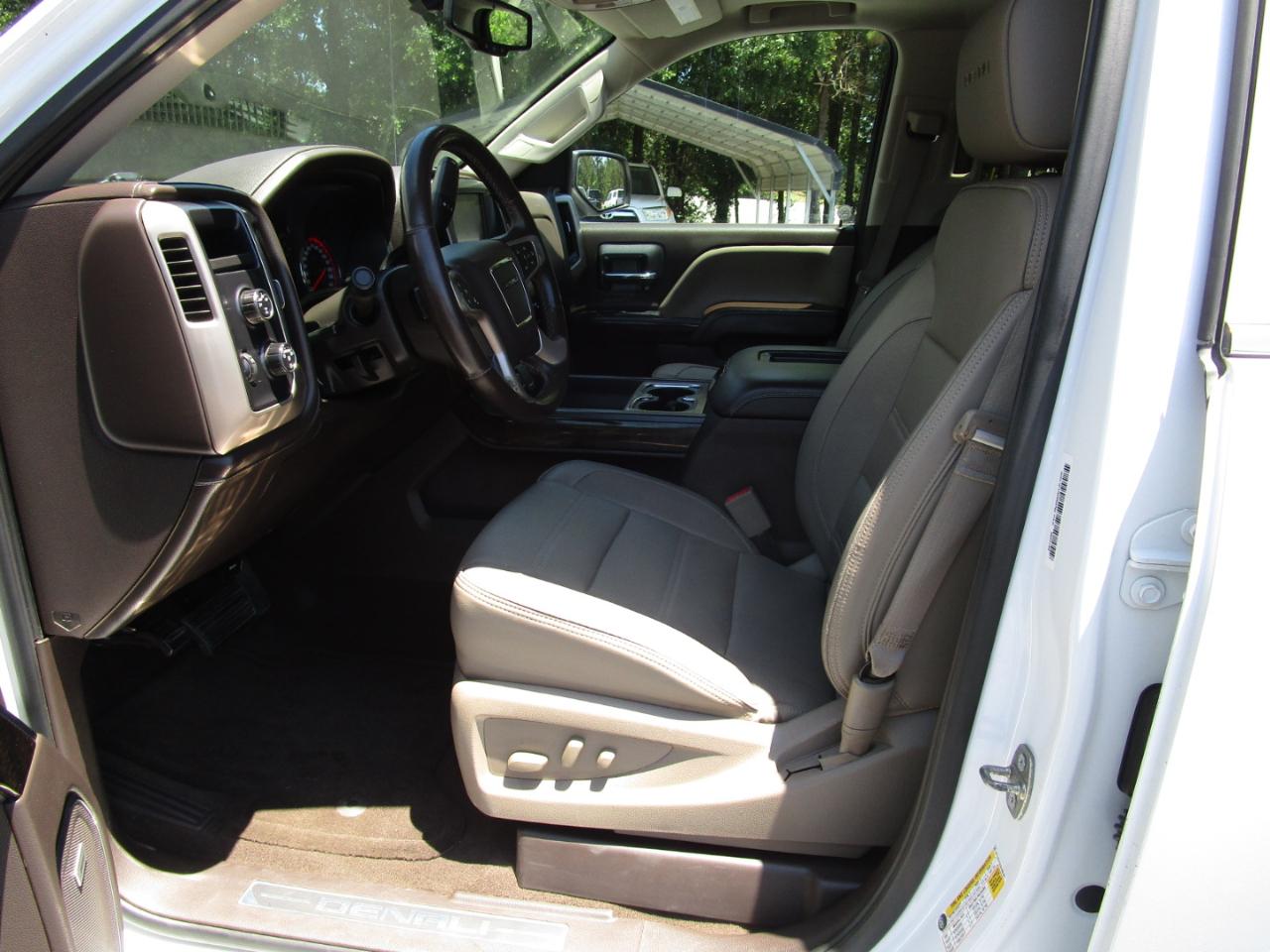 GMC Sierra 1500 4WD Crew Cab 143.5" Denali 2016