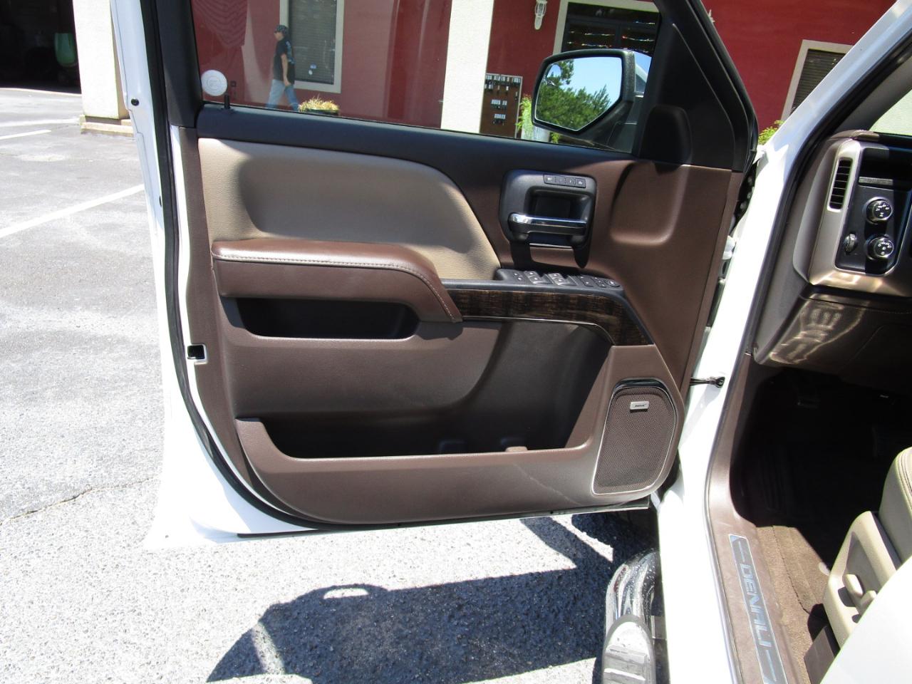 GMC Sierra 1500 4WD Crew Cab 143.5" Denali 2016