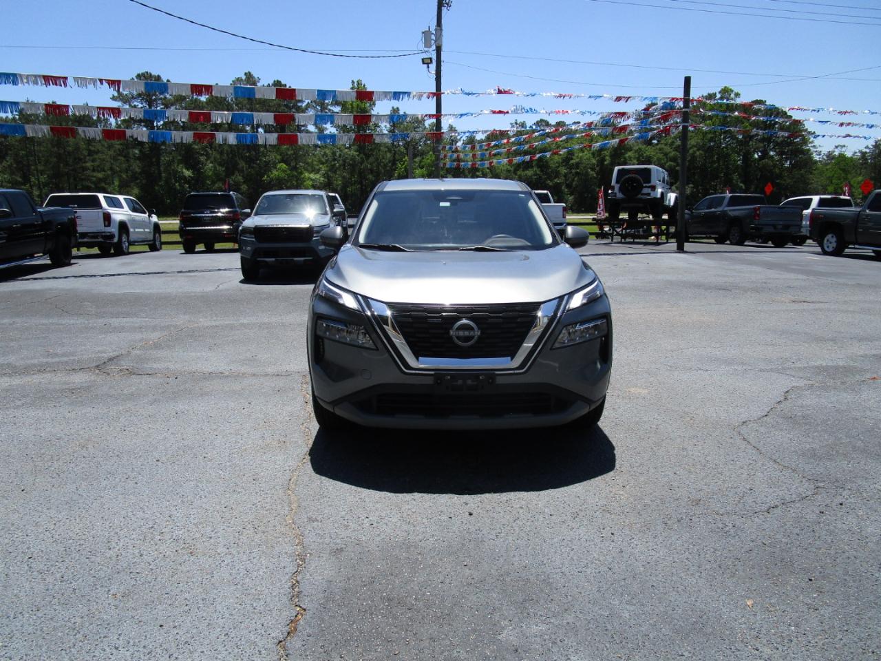 Nissan Rogue FWD SV *Ltd Avail* 2023