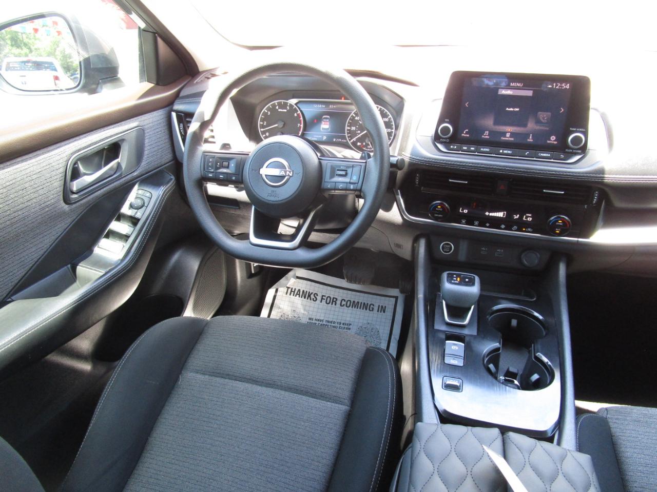 Nissan Rogue FWD SV *Ltd Avail* 2023