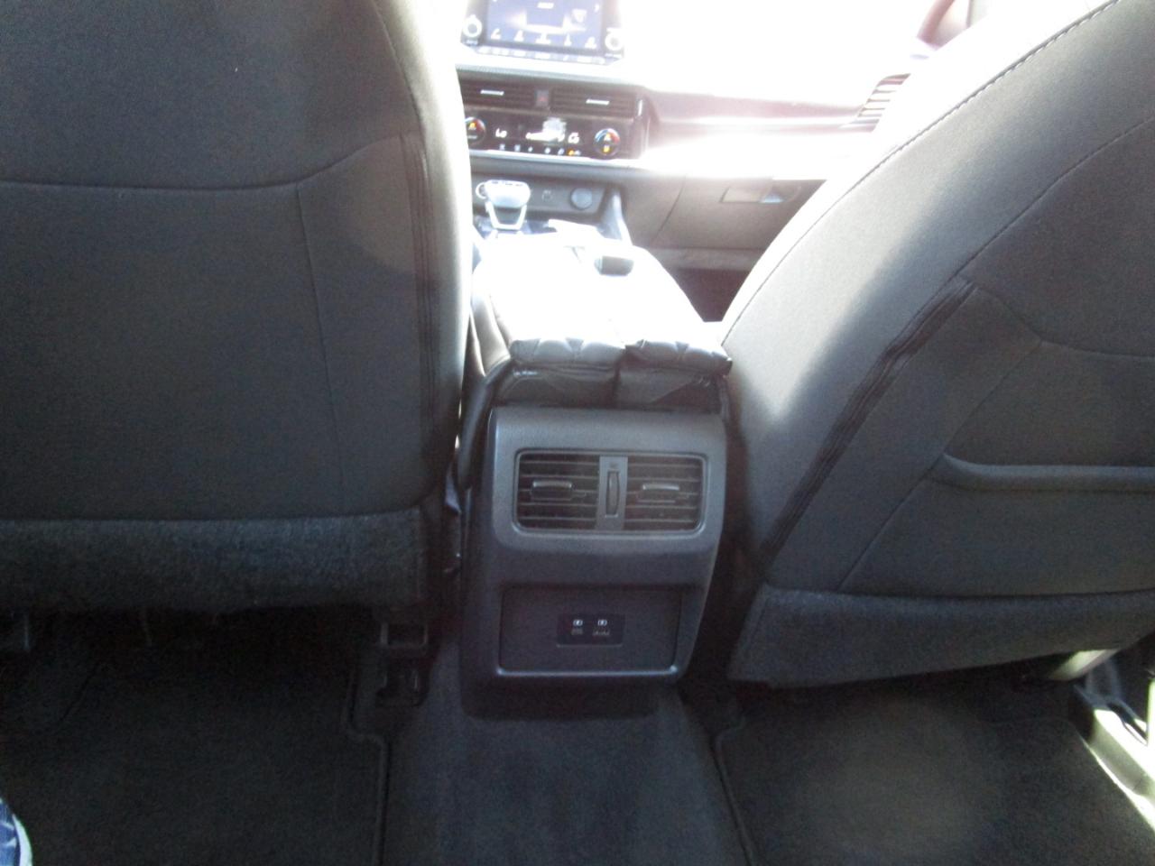 Nissan Rogue FWD SV *Ltd Avail* 2023
