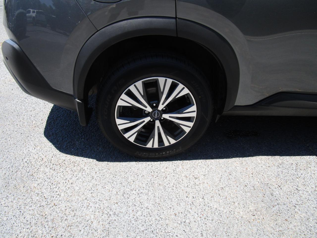 Nissan Rogue FWD SV *Ltd Avail* 2023