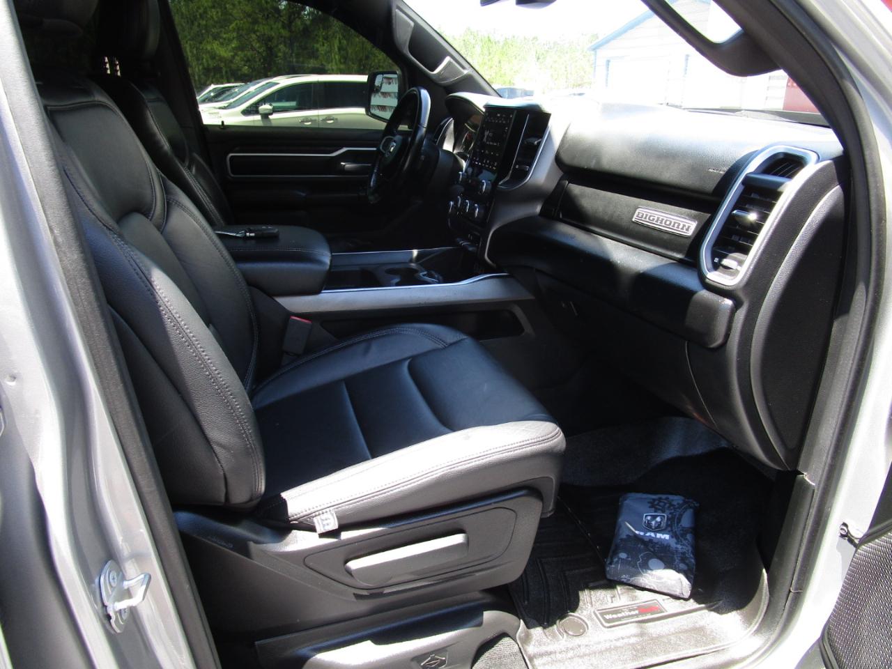 RAM 1500 Big Horn 4x4 Quad Cab 6'4" Box 2021