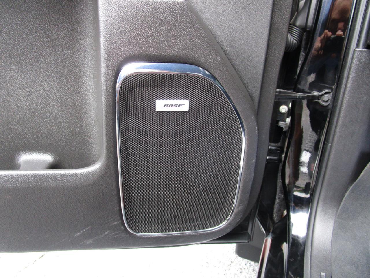 GMC Sierra 1500 4WD Crew Cab 143.5" SLT 2018