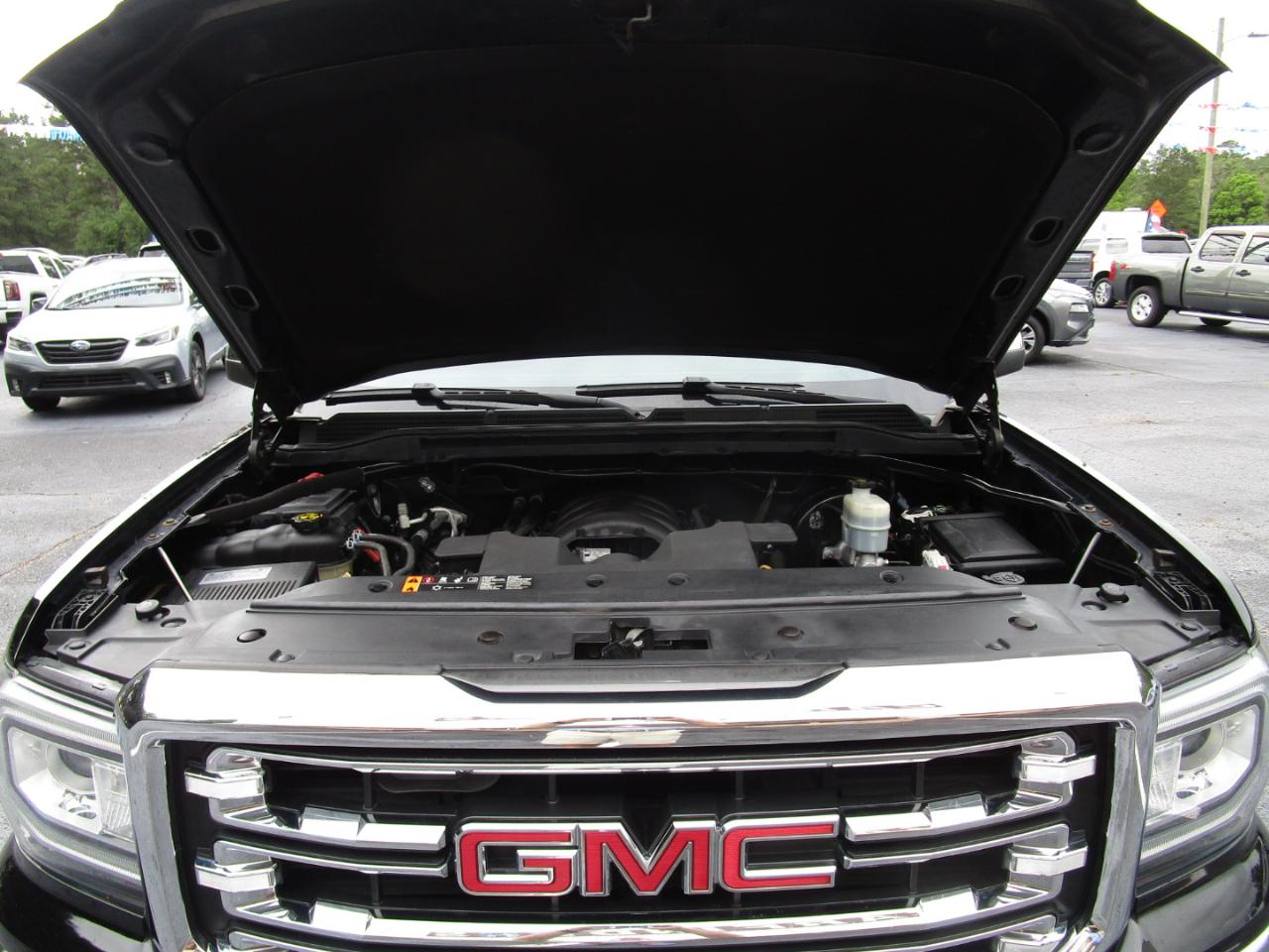 GMC Sierra 1500 4WD Crew Cab 143.5" SLT 2018