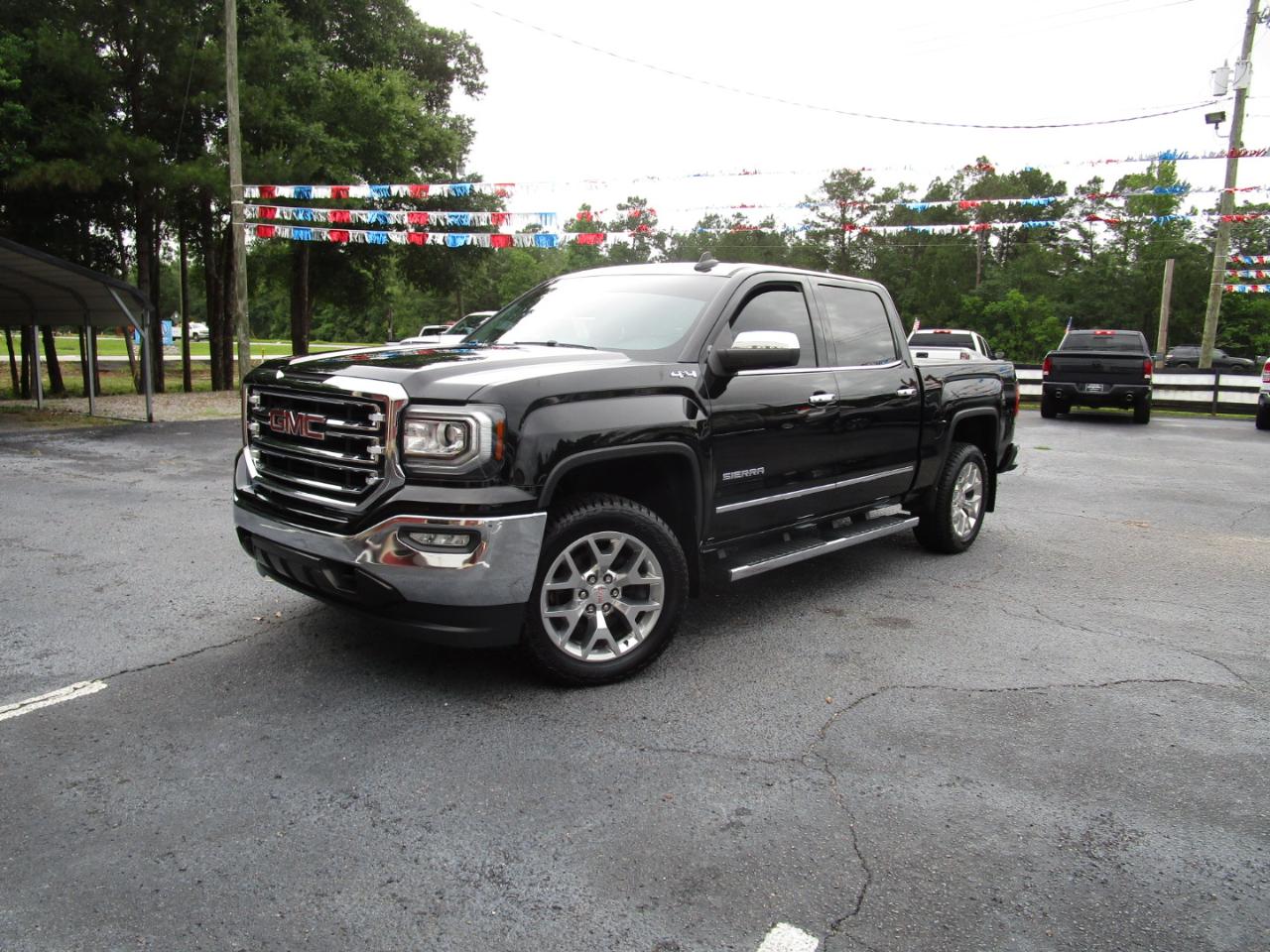GMC Sierra 1500 4WD Crew Cab 143.5" SLT 2018