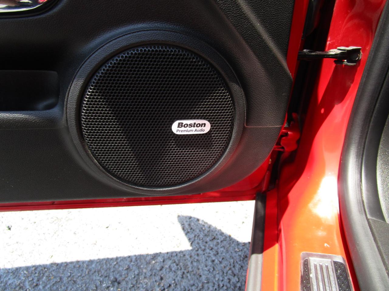 Chevrolet Camaro 2dr Cpe 2SS 2011