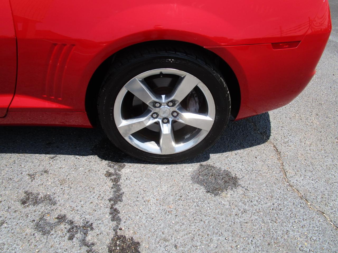 Chevrolet Camaro 2dr Cpe 2SS 2011
