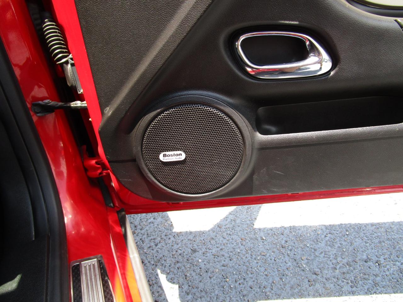 Chevrolet Camaro 2dr Cpe 2SS 2011