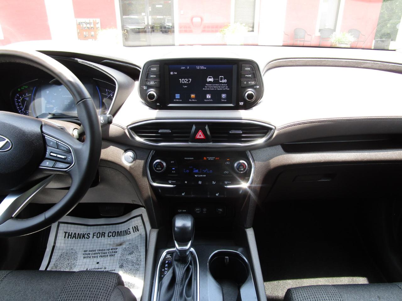 Hyundai Santa Fe SEL Plus 2.4L Auto FWD 2019