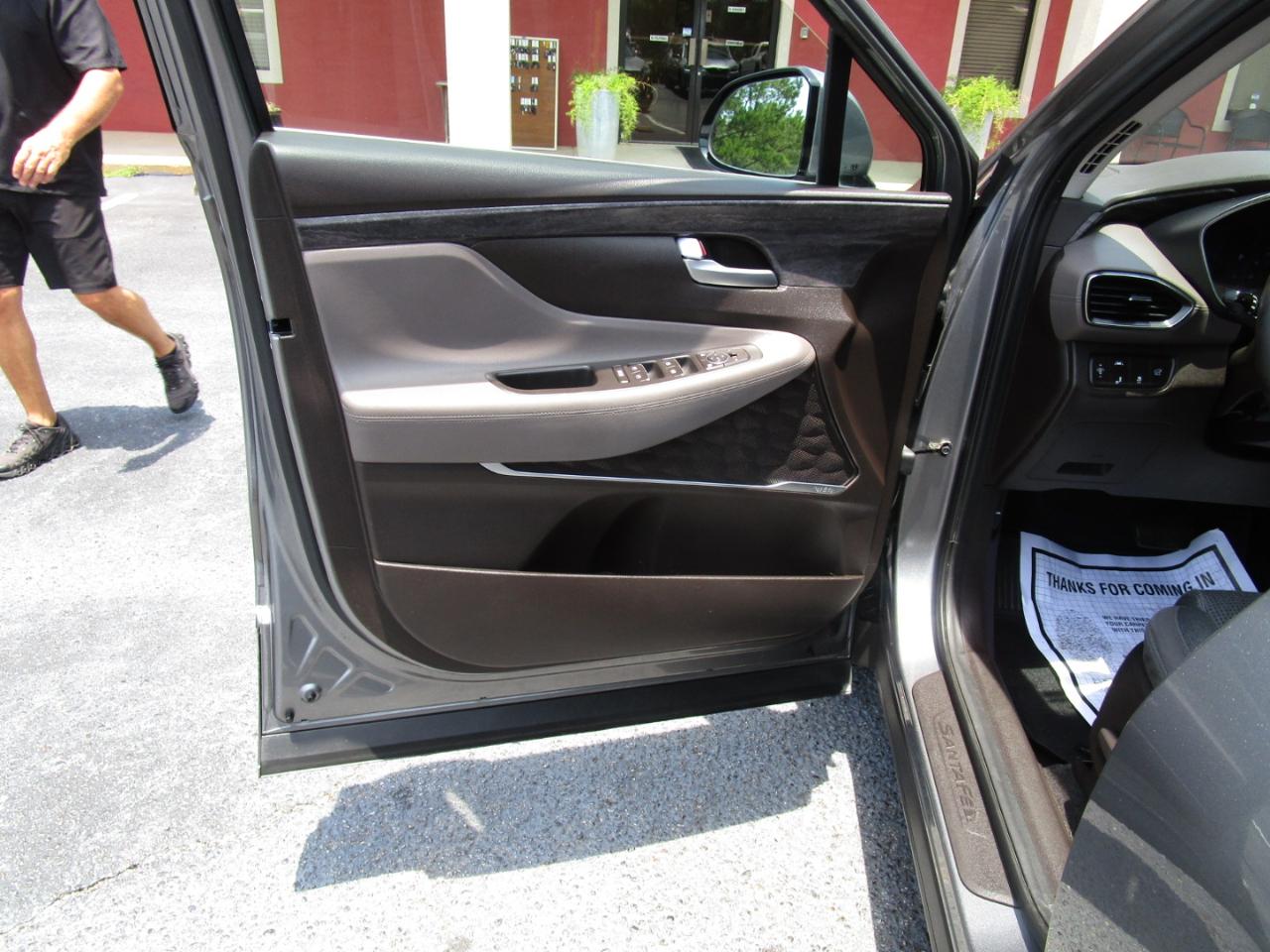 Hyundai Santa Fe SEL Plus 2.4L Auto FWD 2019