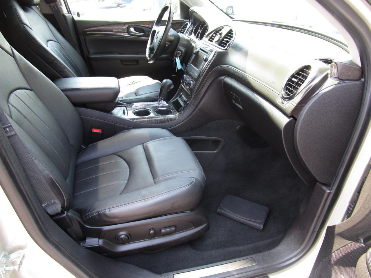 Buick Enclave FWD 4dr Premium 2014