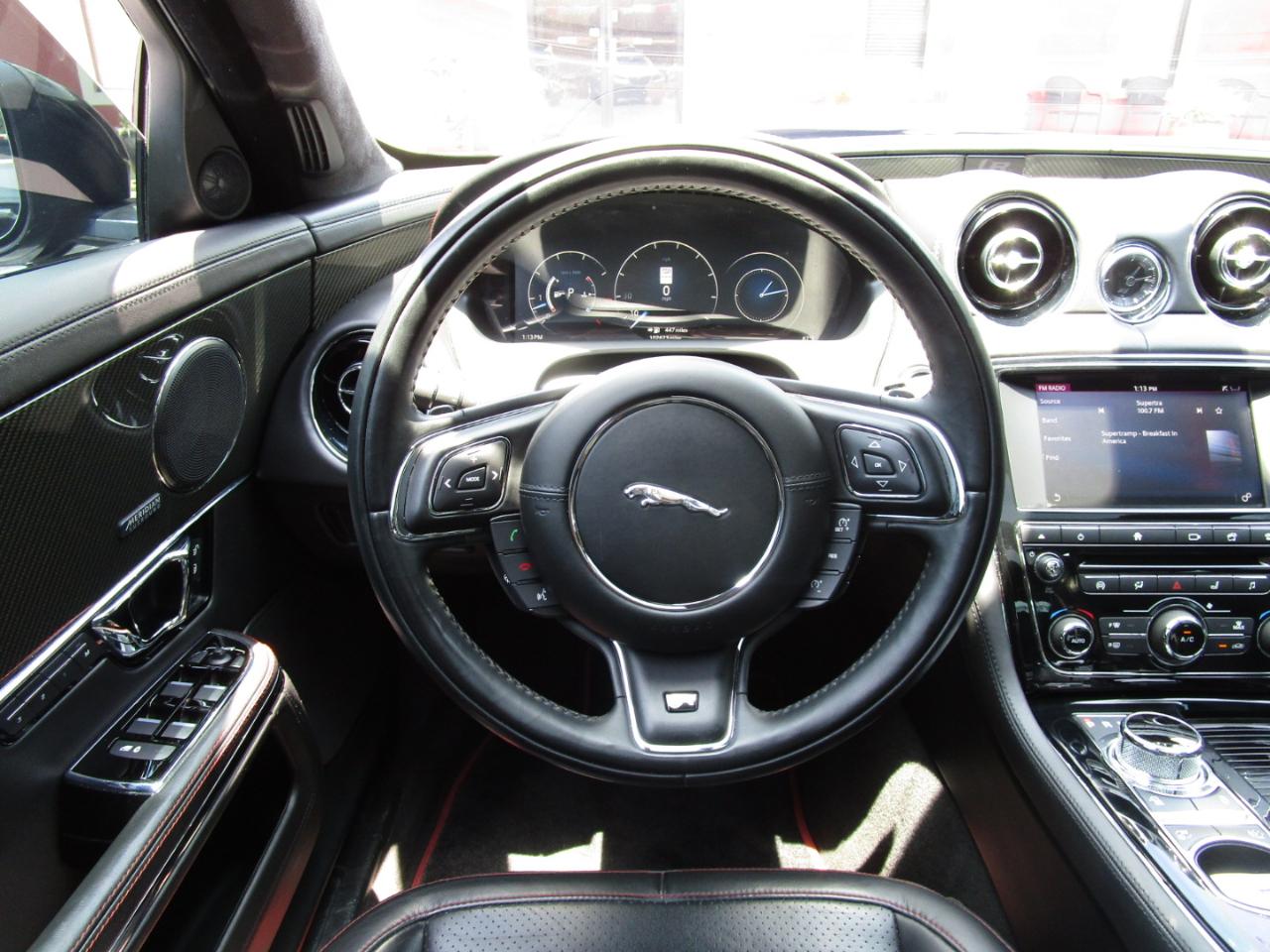 Jaguar XJ 4dr Sdn XJR RWD 2016