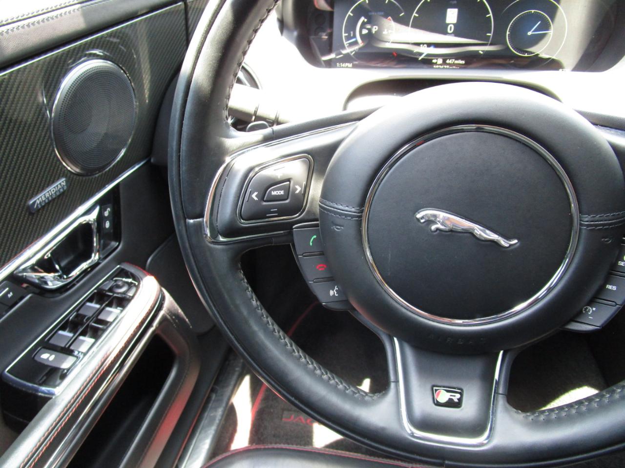Jaguar XJ 4dr Sdn XJR RWD 2016