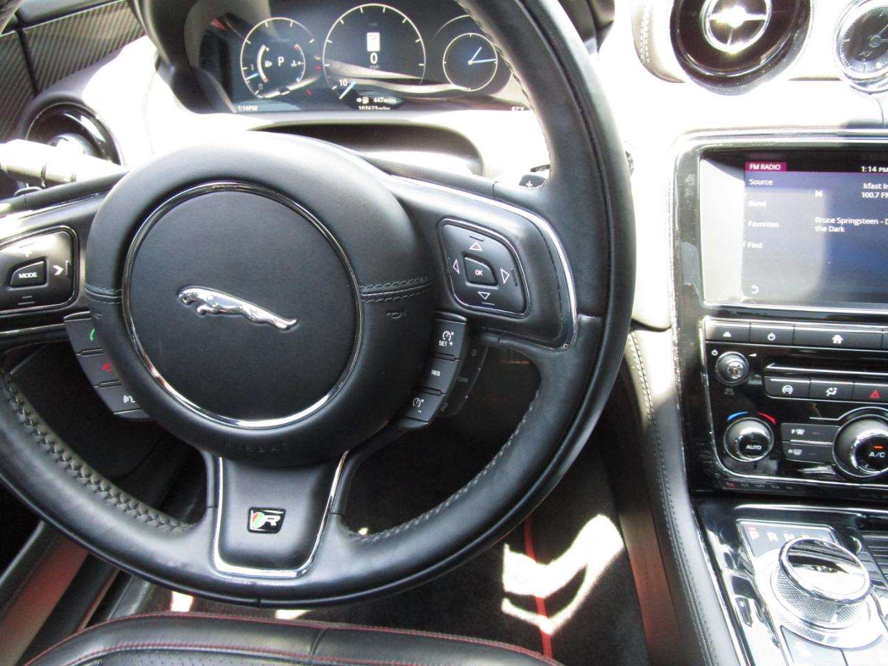 Jaguar XJ 4dr Sdn XJR RWD 2016