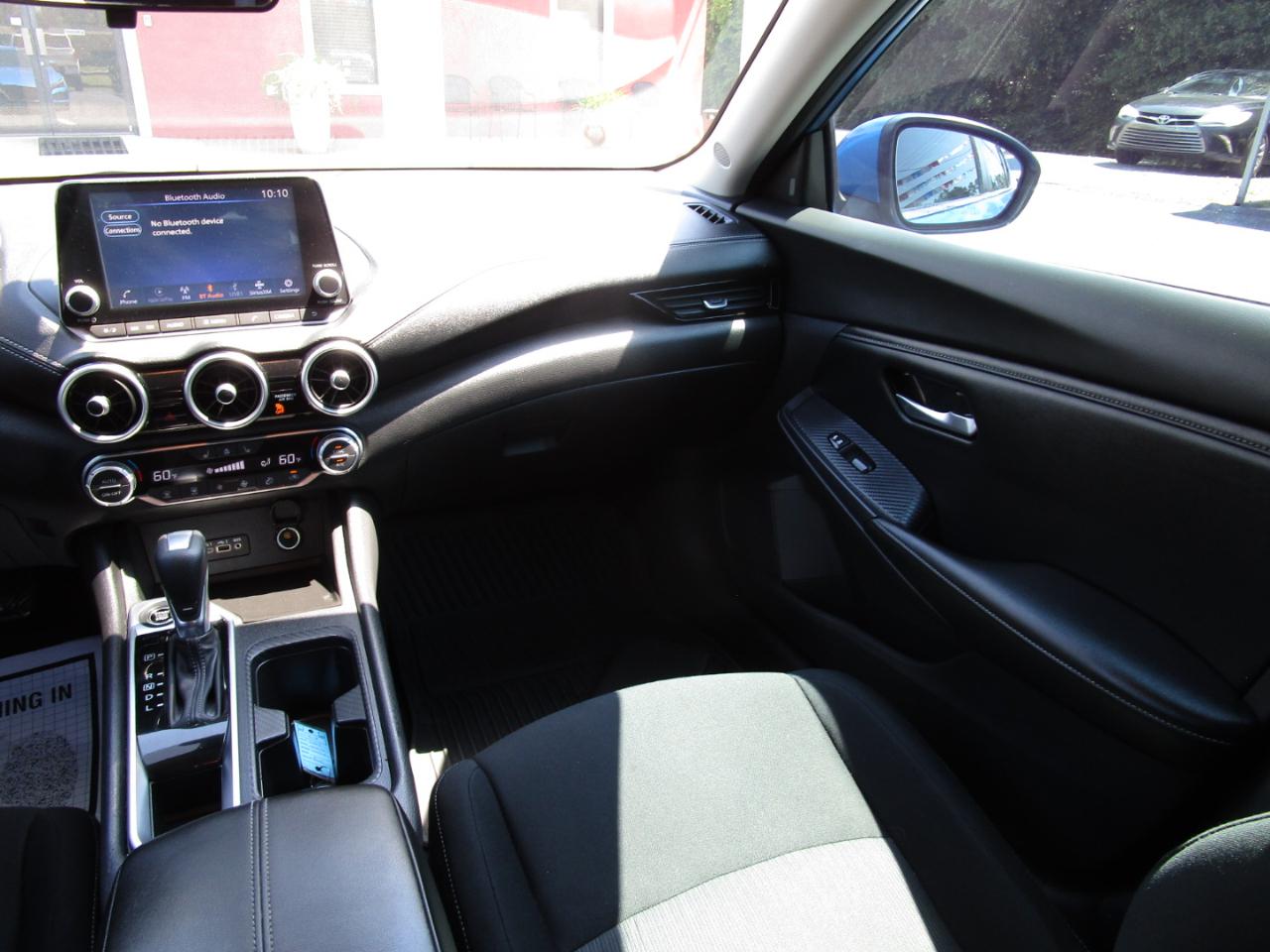 Nissan Sentra SV CVT 2023