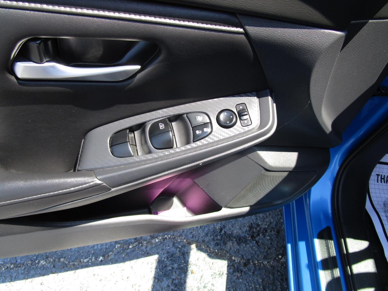 Nissan Sentra SV CVT 2023