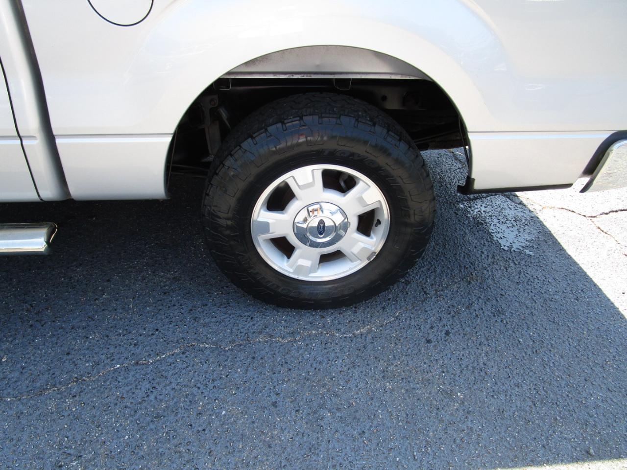 Ford F-150 2WD SuperCrew 145" Platinum 2014