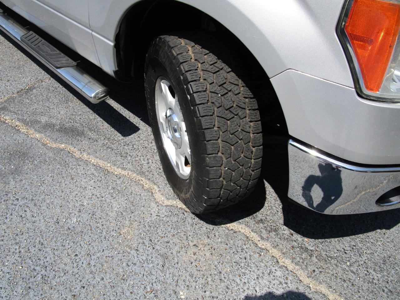 Ford F-150 2WD SuperCrew 145" Platinum 2014