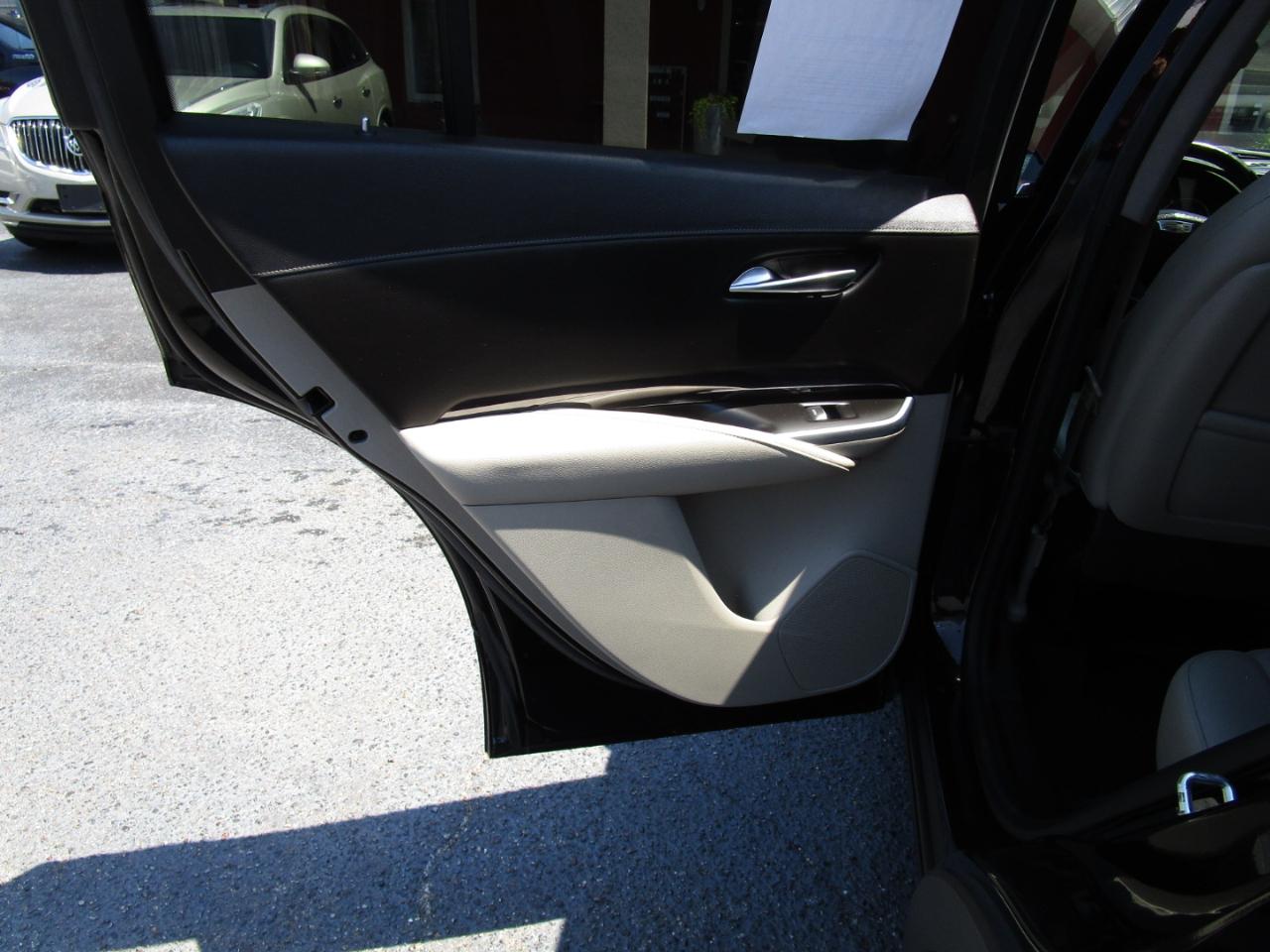 Cadillac XT4 FWD 4dr Luxury 2021