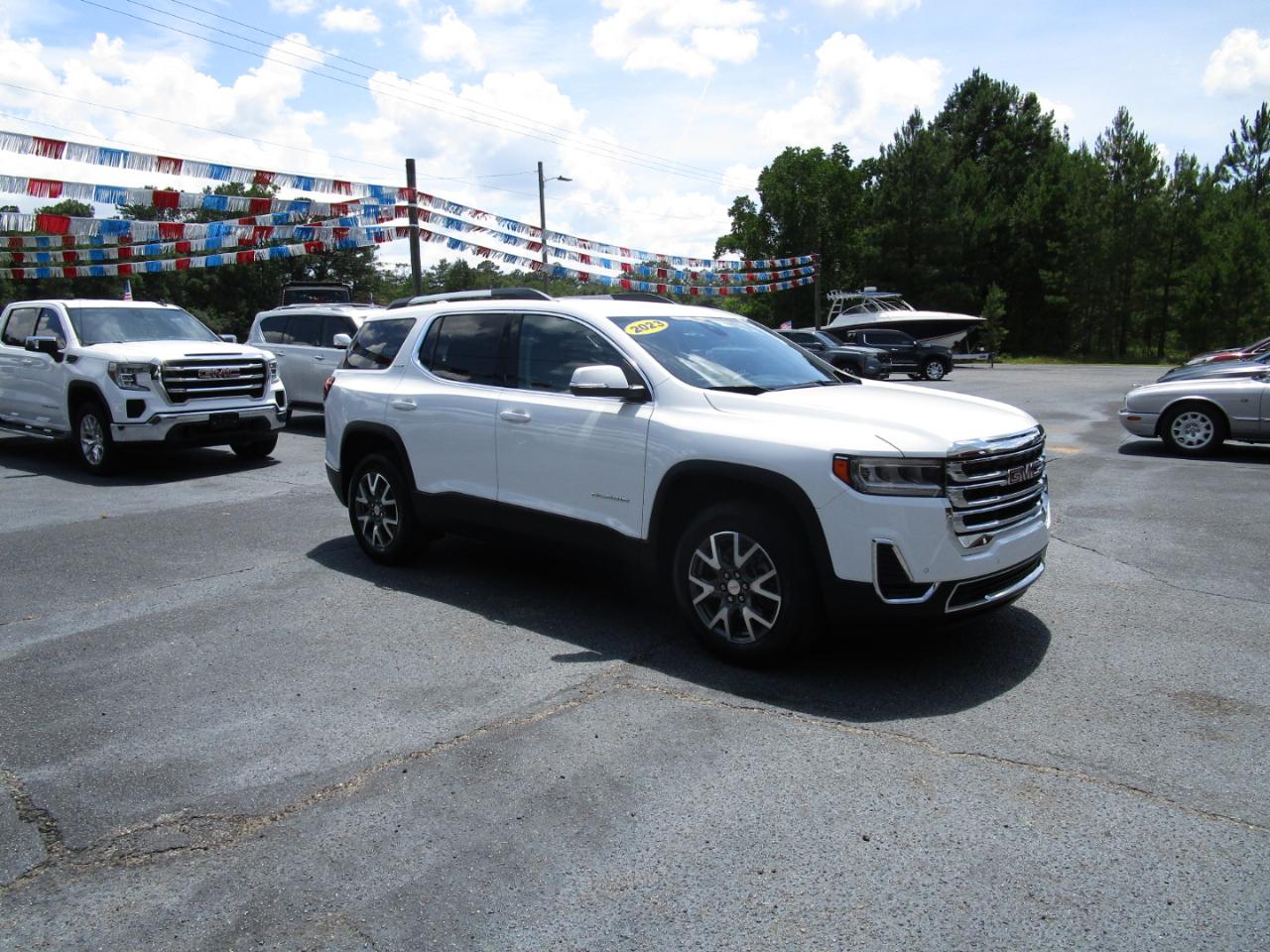 GMC Acadia FWD 4dr SLE 2023