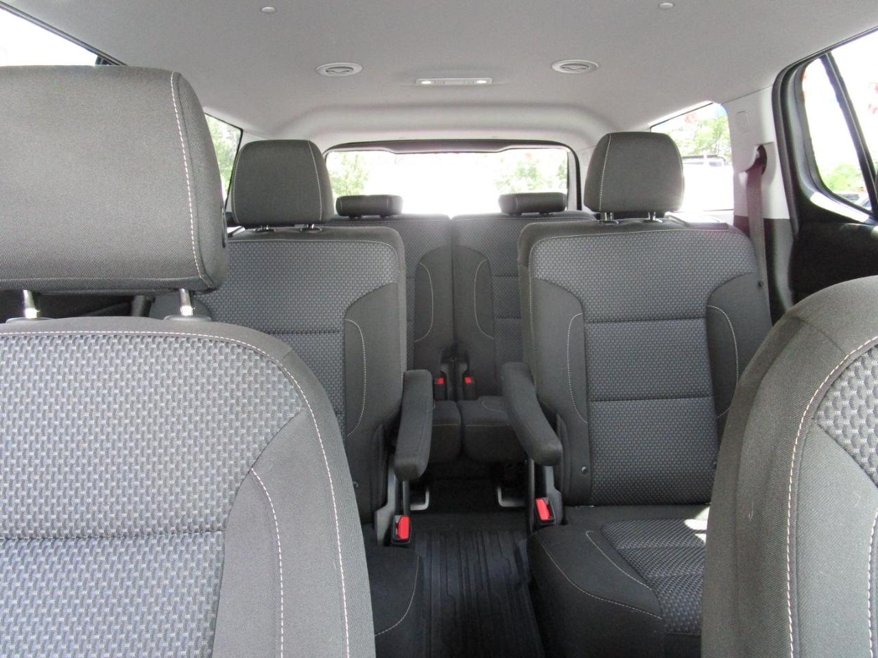 GMC Acadia FWD 4dr SLE 2023
