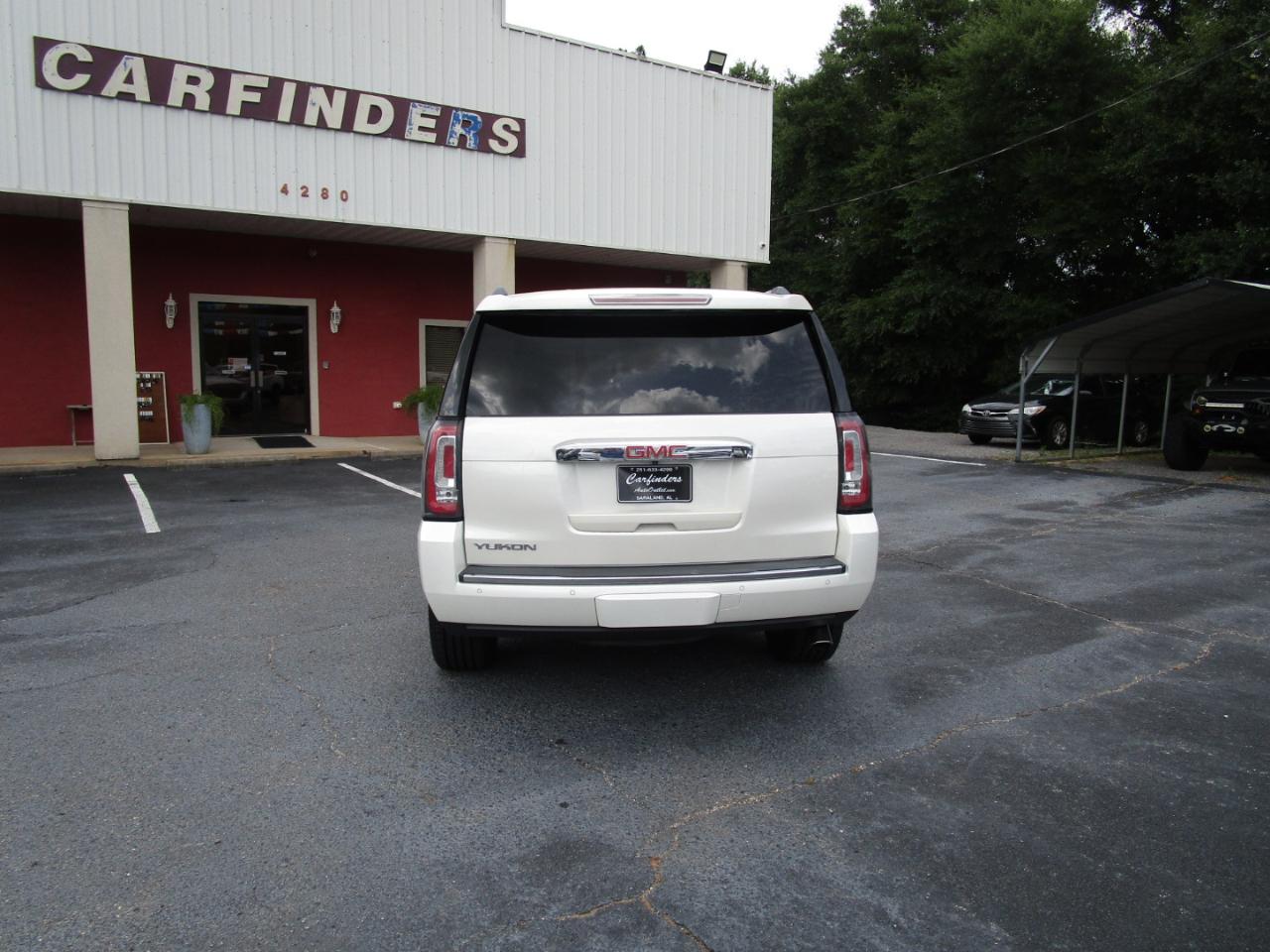 GMC Yukon 2WD 4dr Denali 2015