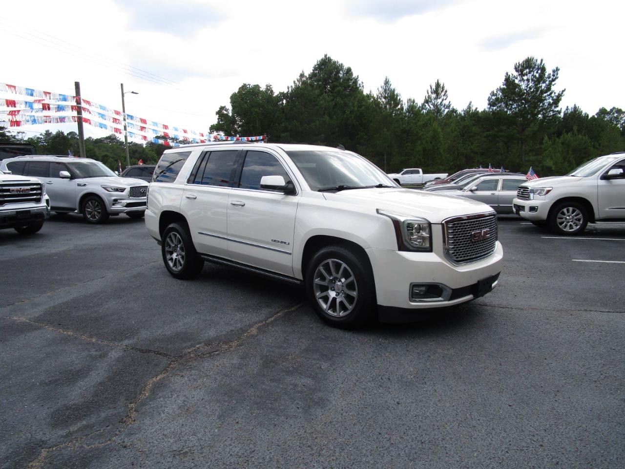 GMC Yukon 2WD 4dr Denali 2015