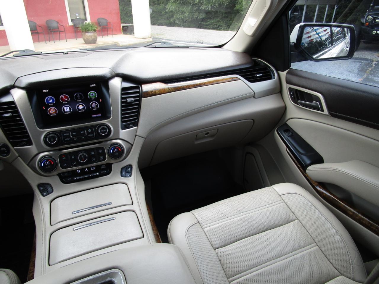 GMC Yukon 2WD 4dr Denali 2015