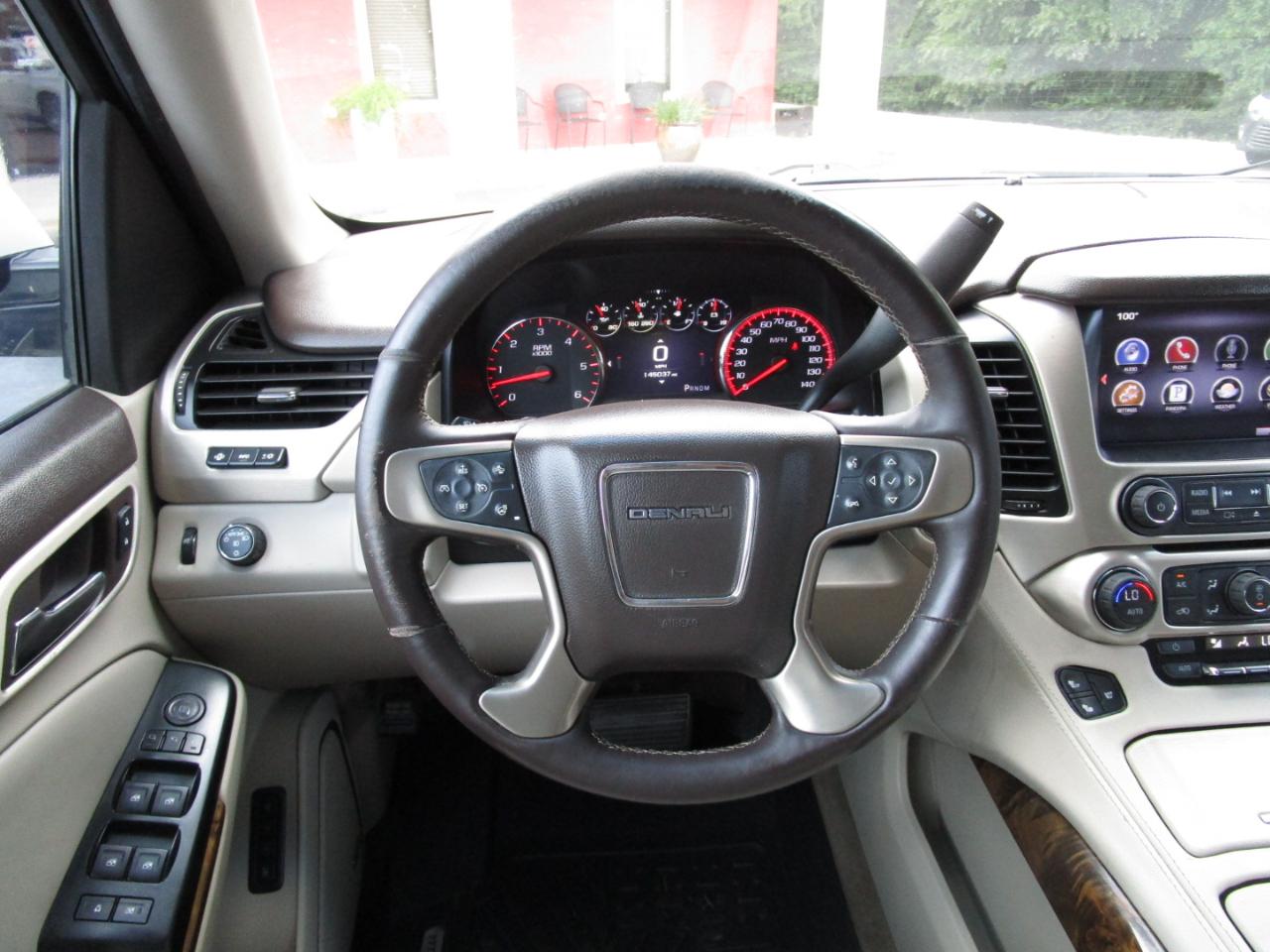 GMC Yukon 2WD 4dr Denali 2015