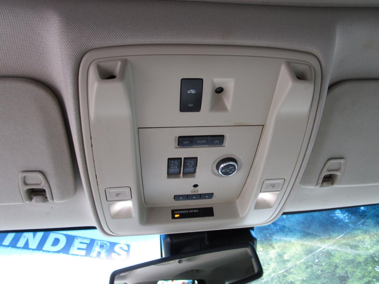 GMC Yukon 2WD 4dr Denali 2015
