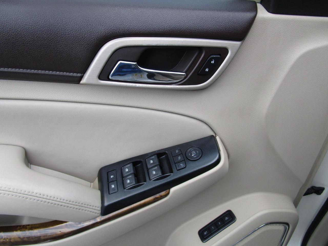 GMC Yukon 2WD 4dr Denali 2015