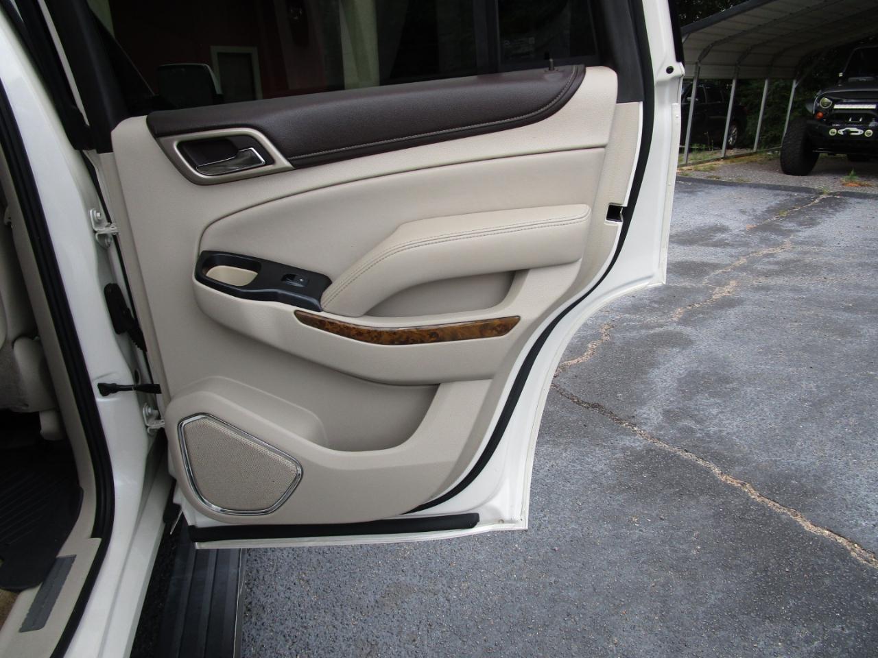 GMC Yukon 2WD 4dr Denali 2015