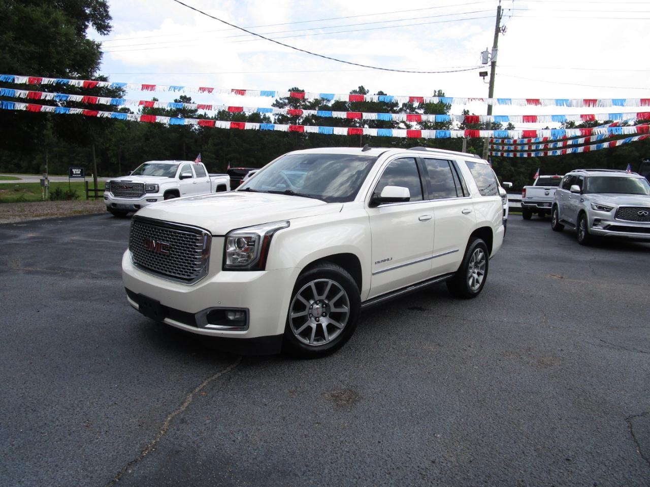 GMC Yukon 2WD 4dr Denali 2015