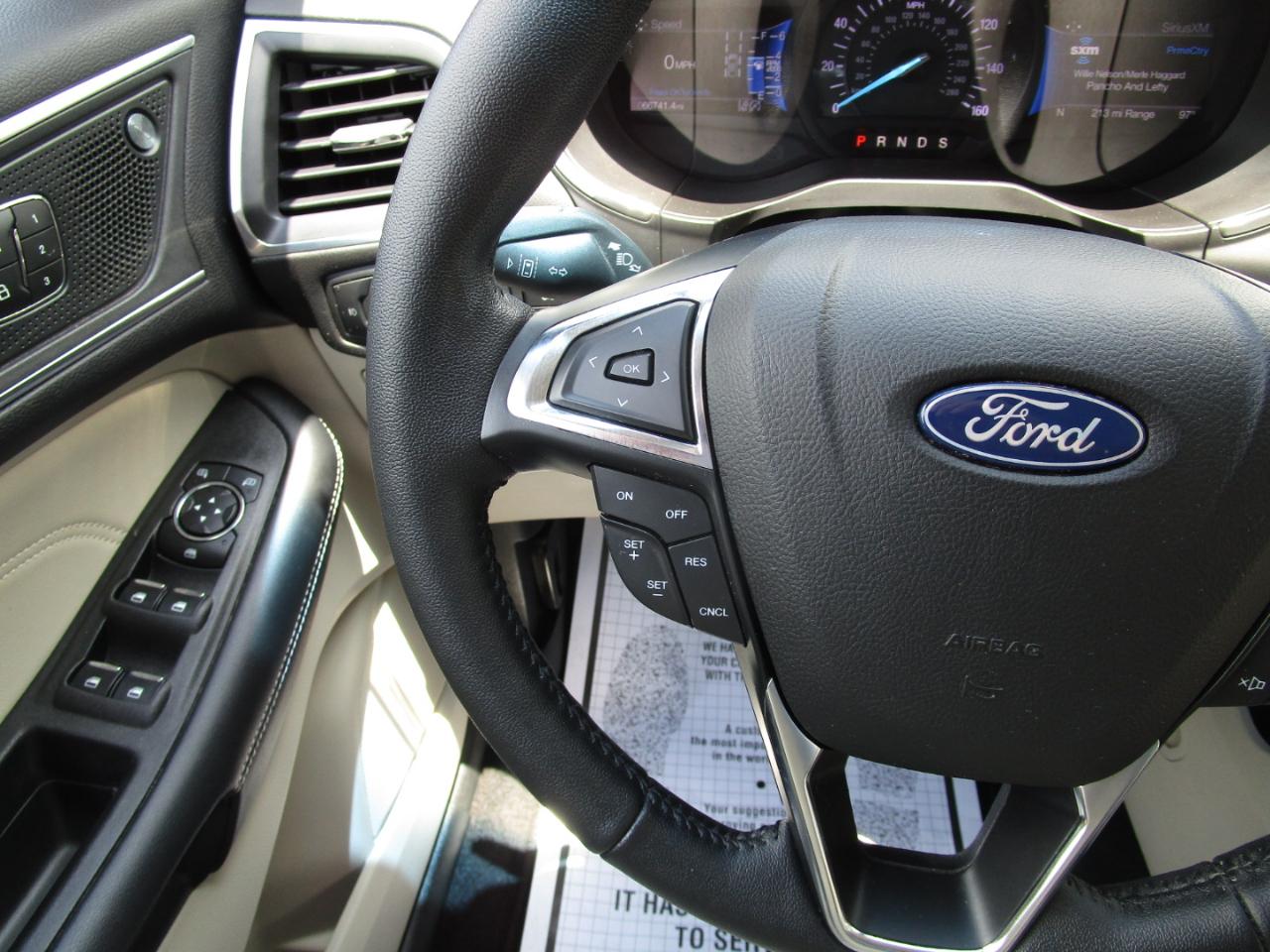 Ford Edge Titanium FWD 2021