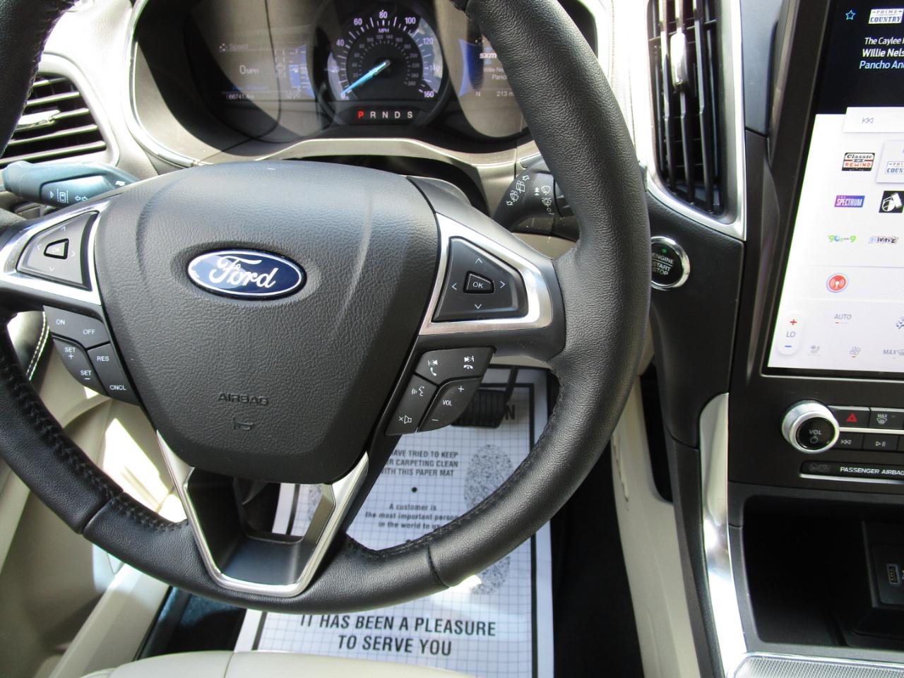 Ford Edge Titanium FWD 2021