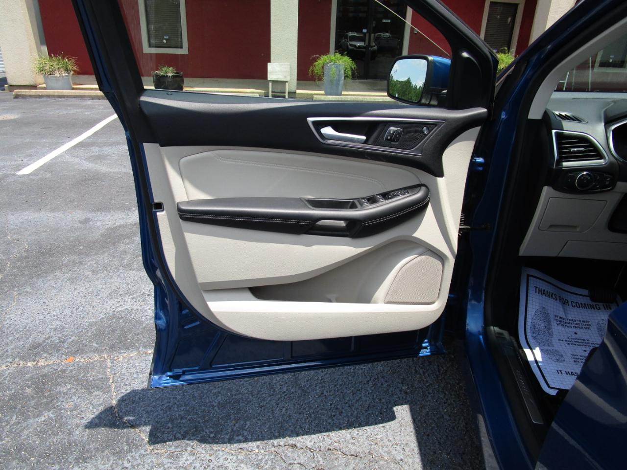 Ford Edge Titanium FWD 2021