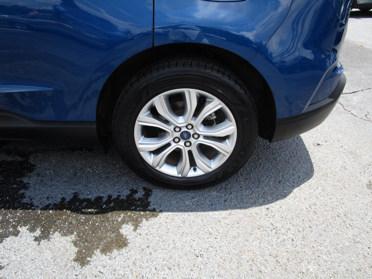 Ford Edge Titanium FWD 2021