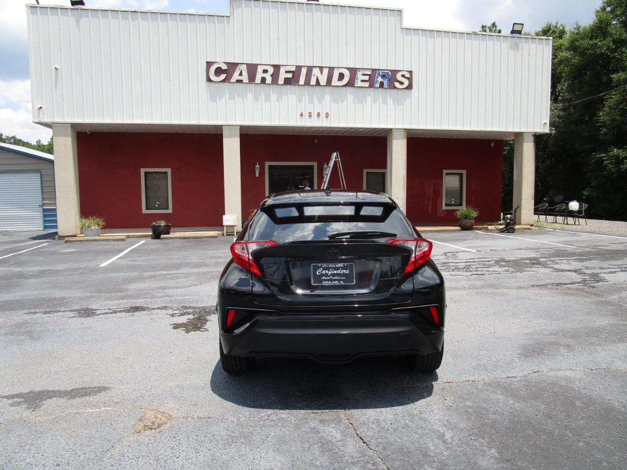 Toyota C-HR Nightshade FWD (Natl) 2021