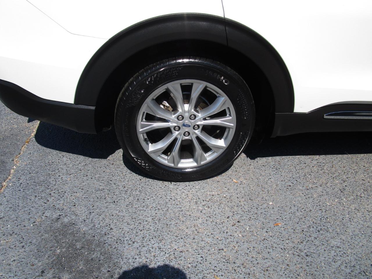 Ford Explorer XLT RWD 2020