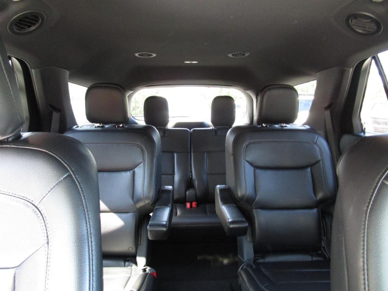 Ford Explorer XLT RWD 2020