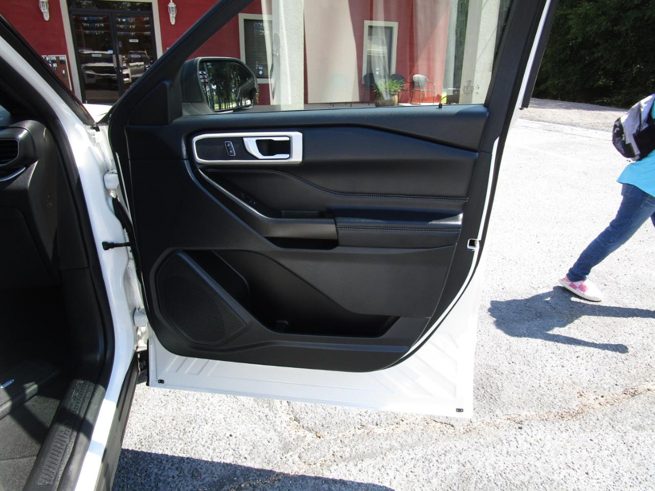 Ford Explorer XLT RWD 2020