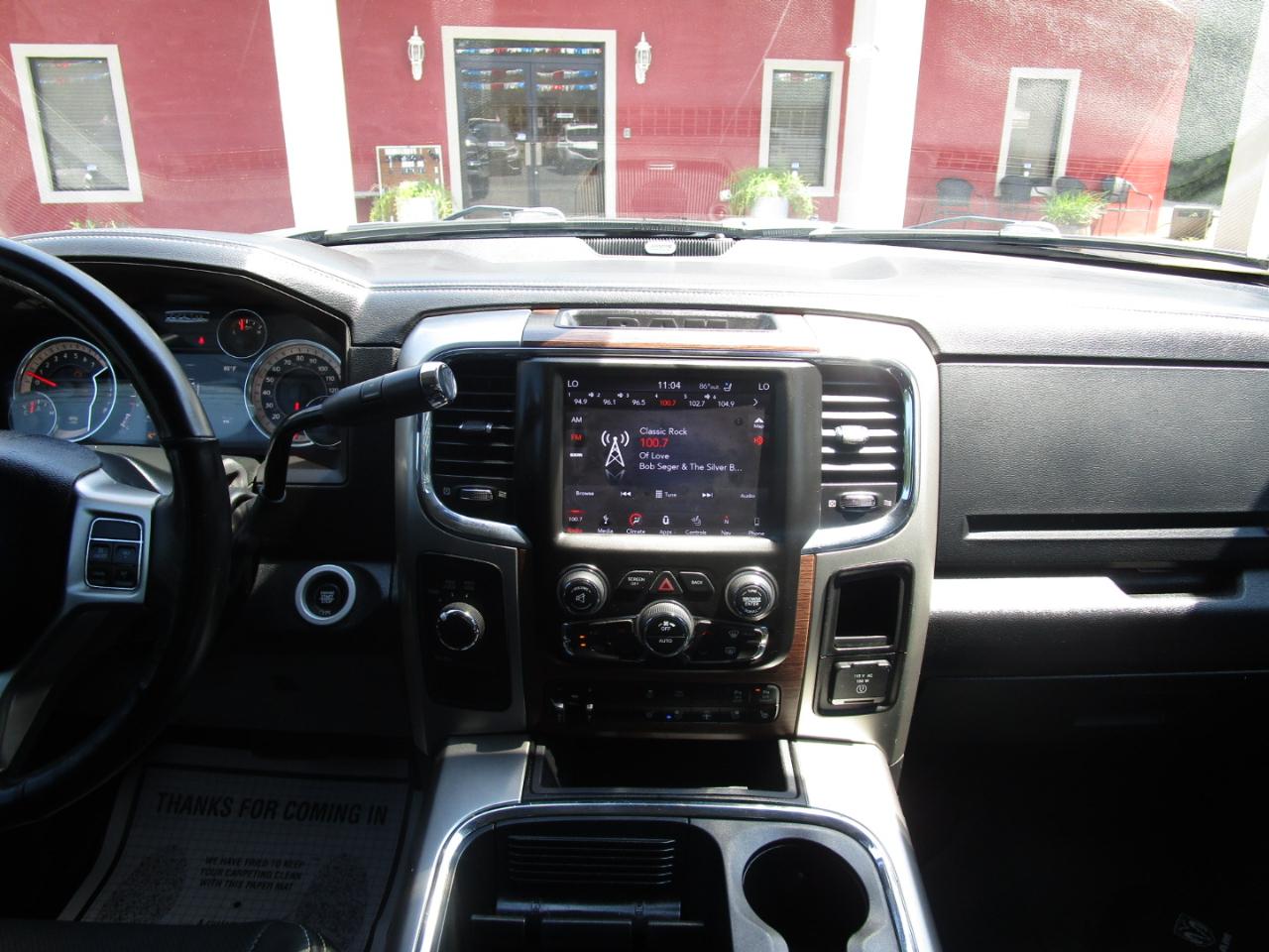 RAM 2500 Laramie 4x4 Crew Cab 6'4" Box 2018