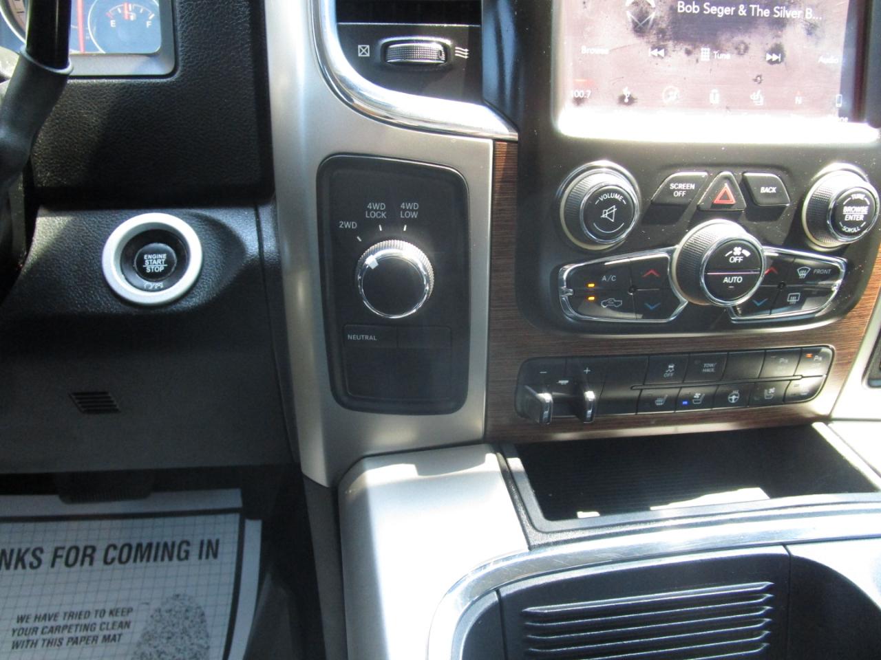 RAM 2500 Laramie 4x4 Crew Cab 6'4" Box 2018